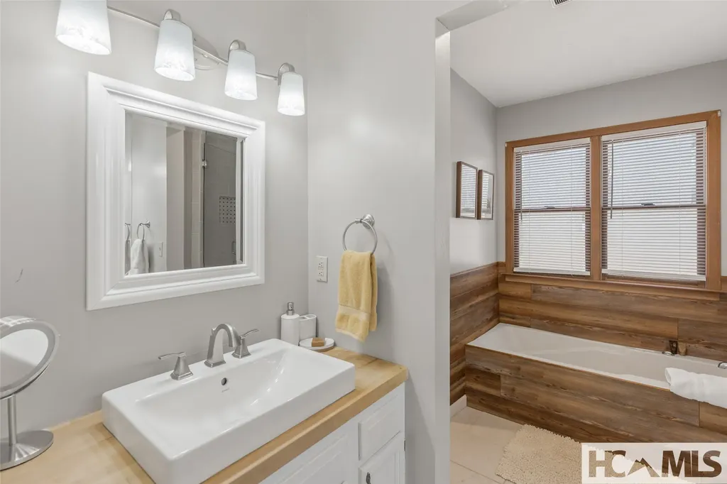 46 Poplar Court Sapphire NC 28774
