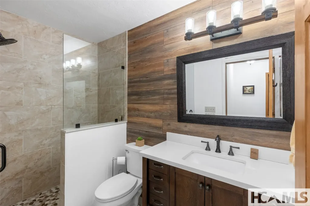 46 Poplar Court Sapphire NC 28774