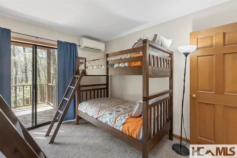 46 Poplar Court Sapphire NC 28774