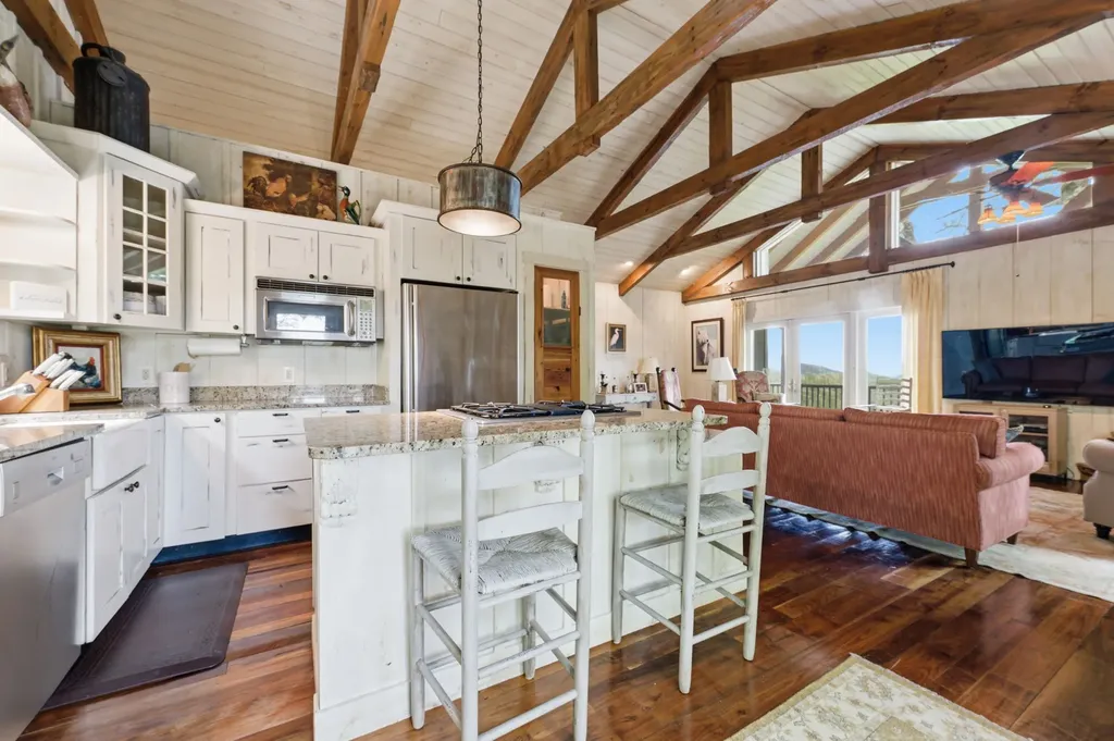 262 Trillium Court Sapphire NC 28774