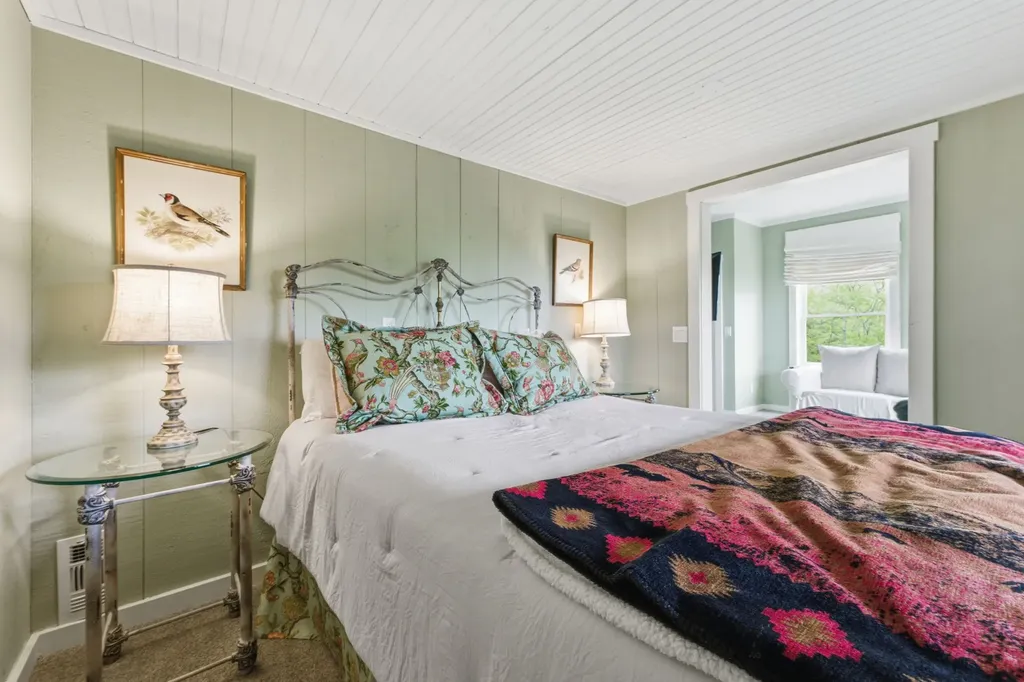 262 Trillium Court Sapphire NC 28774