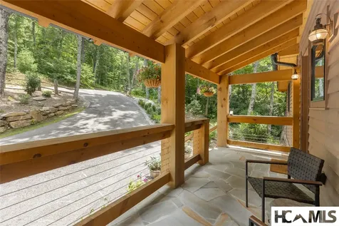 1086 Roaming Road Glenville NC 28736