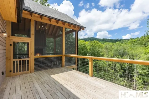 1086 Roaming Road Glenville NC 28736
