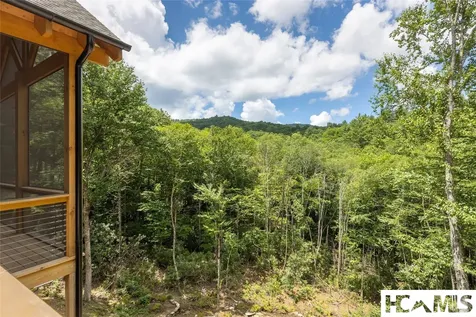1086 Roaming Road Glenville NC 28736