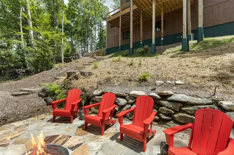 1086 Roaming Road Glenville NC 28736
