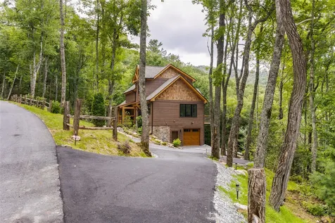 1086 Roaming Road Glenville NC 28736