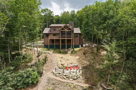 1086 Roaming Road Glenville NC 28736