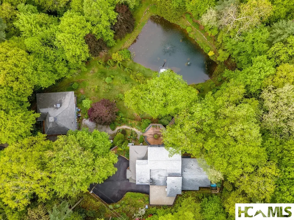 33/57 W Village Way Sapphire NC 28774