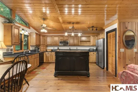701 Foreman Road Highlands NC 28741