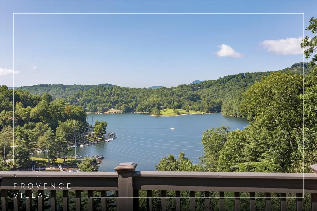 111B Rue De Provence Glenville NC 28736