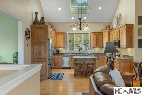 111B Rue De Provence Glenville NC 28736