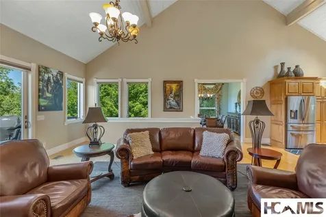 111B Rue De Provence Glenville NC 28736