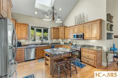111B Rue De Provence Glenville NC 28736