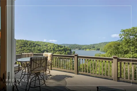 111B Rue De Provence Glenville NC 28736