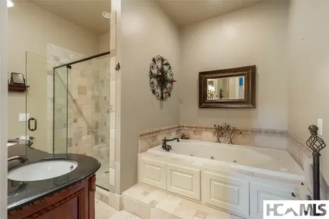 111B Rue De Provence Glenville NC 28736