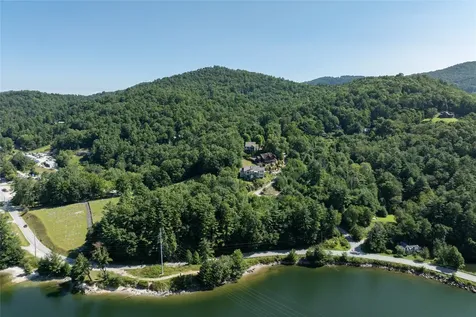 111B Rue De Provence Glenville NC 28736