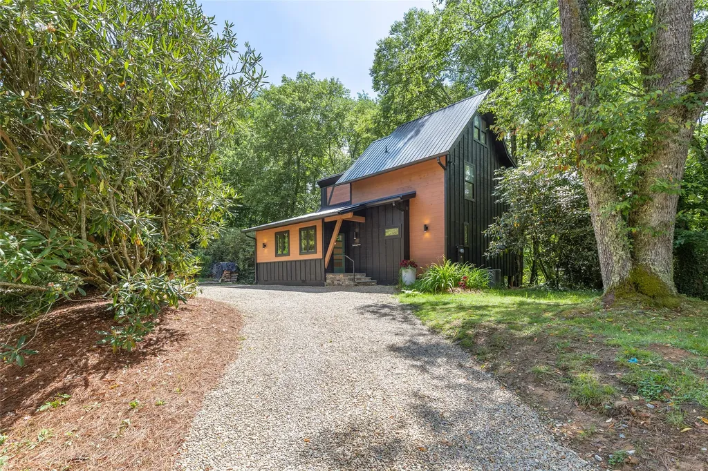 287 Highland Meadows Road Highlands NC 28741
