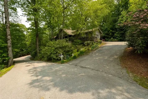 49 Jessamine Lane Highlands NC 28741
