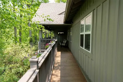 49 Jessamine Lane Highlands NC 28741