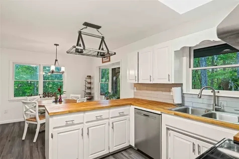 233 Narrows Road Sapphire NC 28774