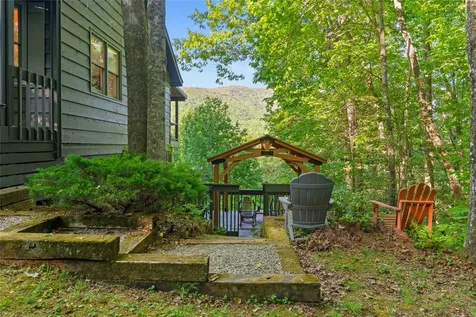 233 Narrows Road Sapphire NC 28774