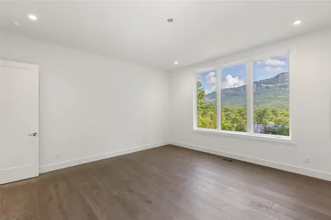 95 Sanctuary View Trail Cashiers NC 28741