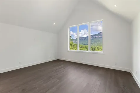 95 Sanctuary View Trail Cashiers NC 28741