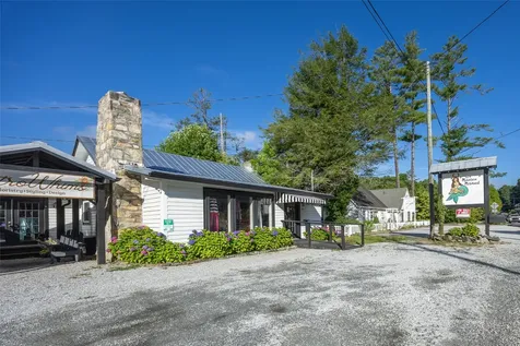 121 Highway 107 Cashiers NC 28717