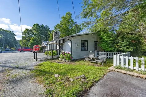121 Highway 107 Cashiers NC 28717