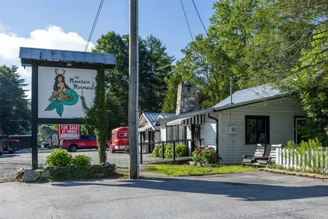 121 Highway 107 Cashiers NC 28717