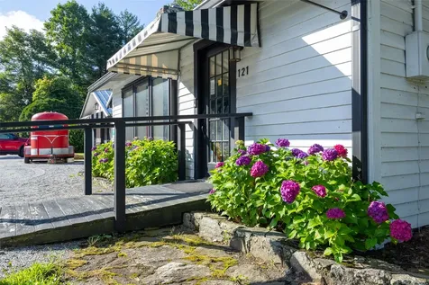 121 Highway 107 Cashiers NC 28717