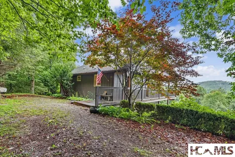 939 Browns Mountain Road Scaly Mountain NC 28775