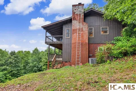 939 Browns Mountain Road Scaly Mountain NC 28775