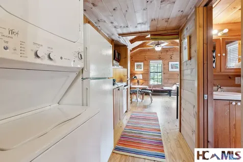 30 Chestnut Walk Highlands NC 28741
