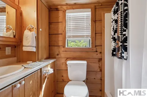 30 Chestnut Walk Highlands NC 28741