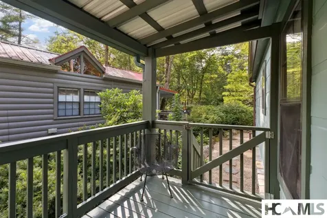 30 Chestnut Walk Highlands NC 28741