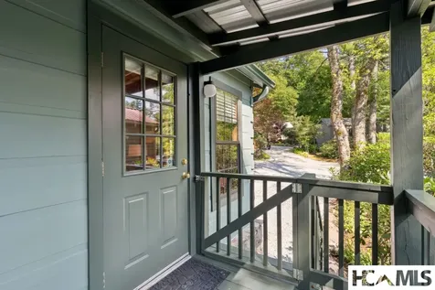 30 Chestnut Walk Highlands NC 28741