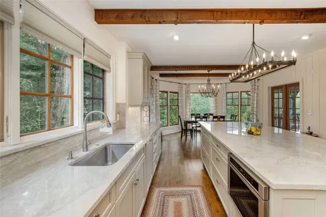 126 Forestland Road Cashiers NC 28717