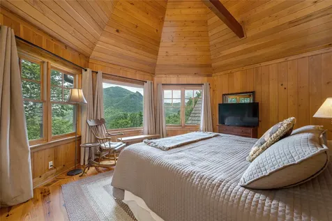 126 Forestland Road Cashiers NC 28717