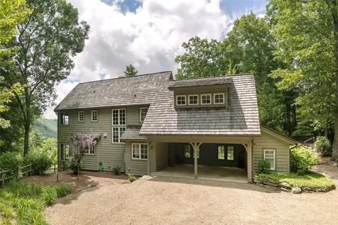 126 Forestland Road Cashiers NC 28717