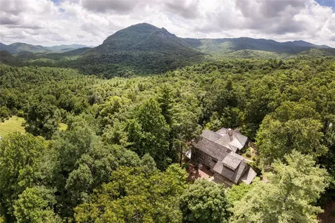 126 Forestland Road Cashiers NC 28717