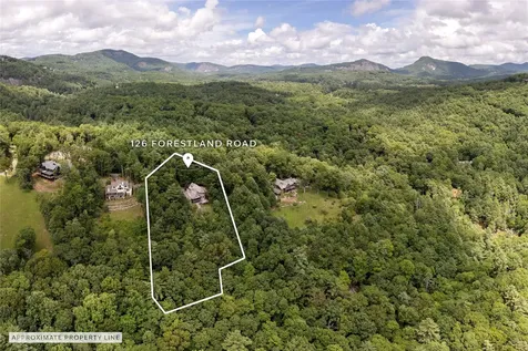 126 Forestland Road Cashiers NC 28717