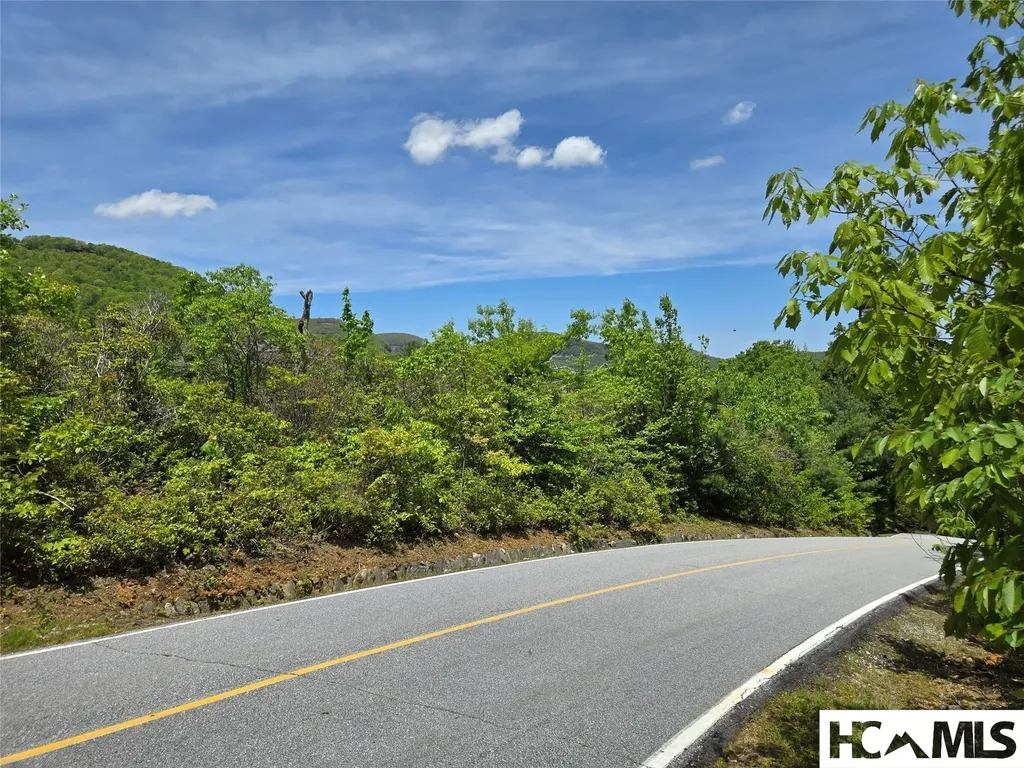 50&51 Toxaway Court Lake Toxaway NC 28747