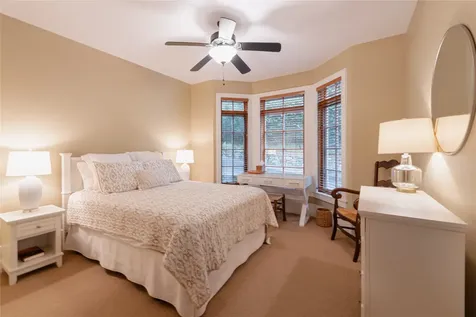 125 Honey Bee Bend Cashiers NC 28717