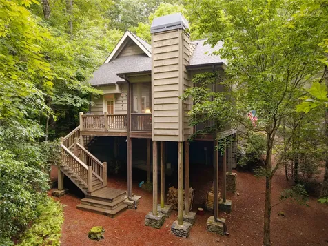 125 Honey Bee Bend Cashiers NC 28717