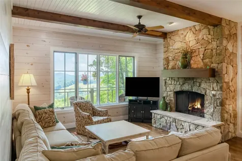126 Ridges Loop Cullowhee NC 28723