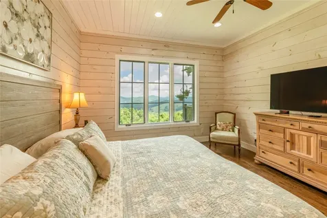 126 Ridges Loop Cullowhee NC 28723