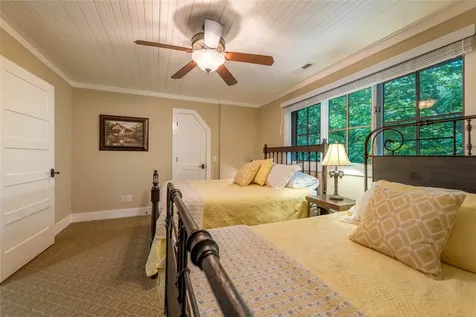 126 Ridges Loop Cullowhee NC 28723