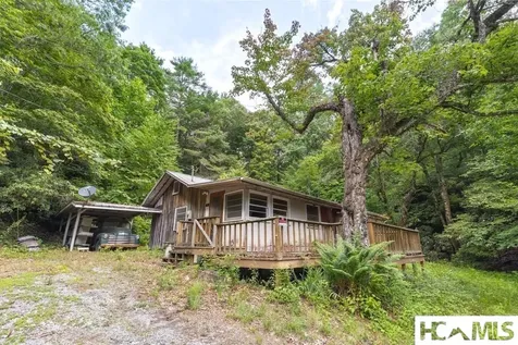 4435 Flat Mountain Road Highlands NC 28741