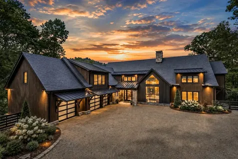 2224 Upper Divide Road Highlands NC 28741